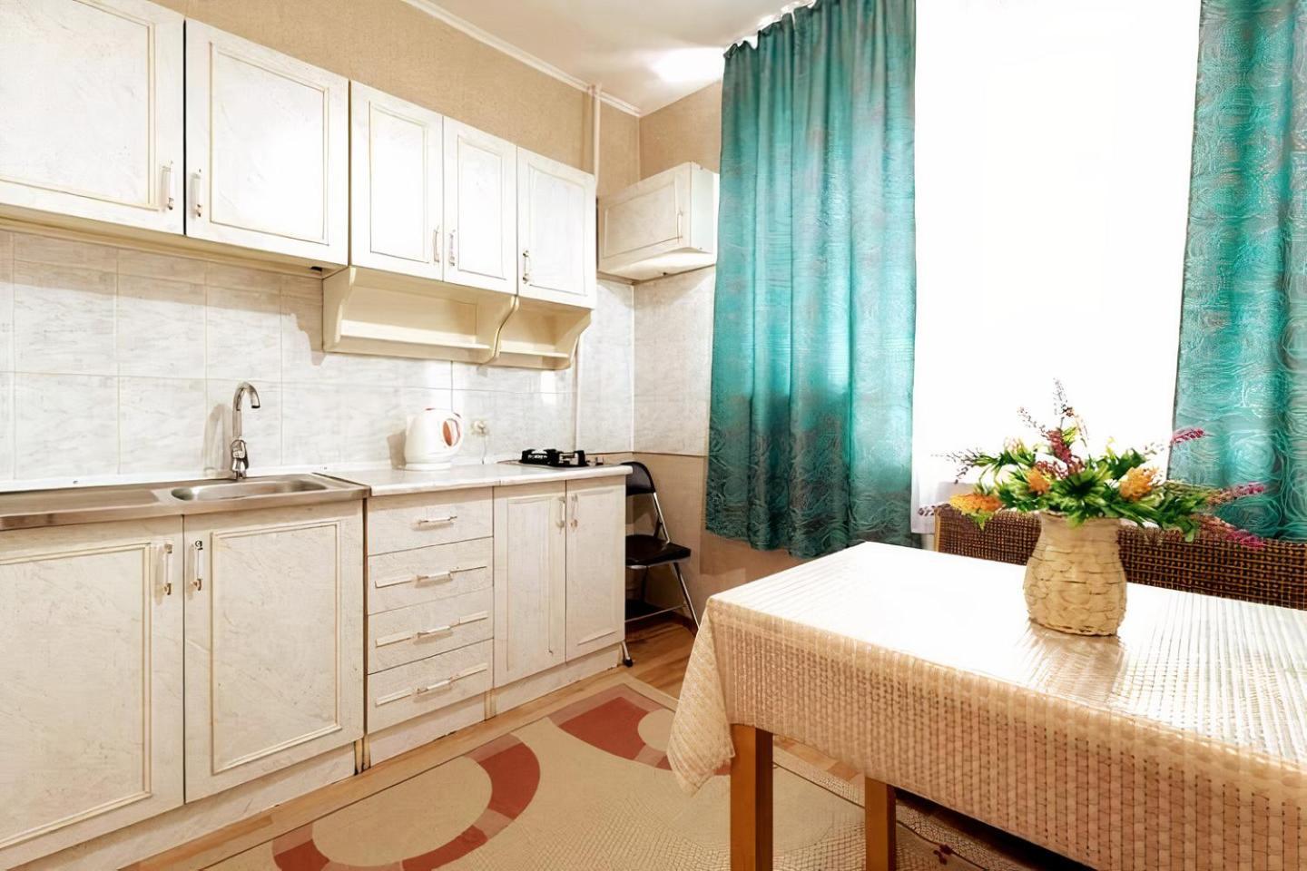 Nadezhda Apartments On Zhibek Zholy Avenue 33 알마티 외부 사진